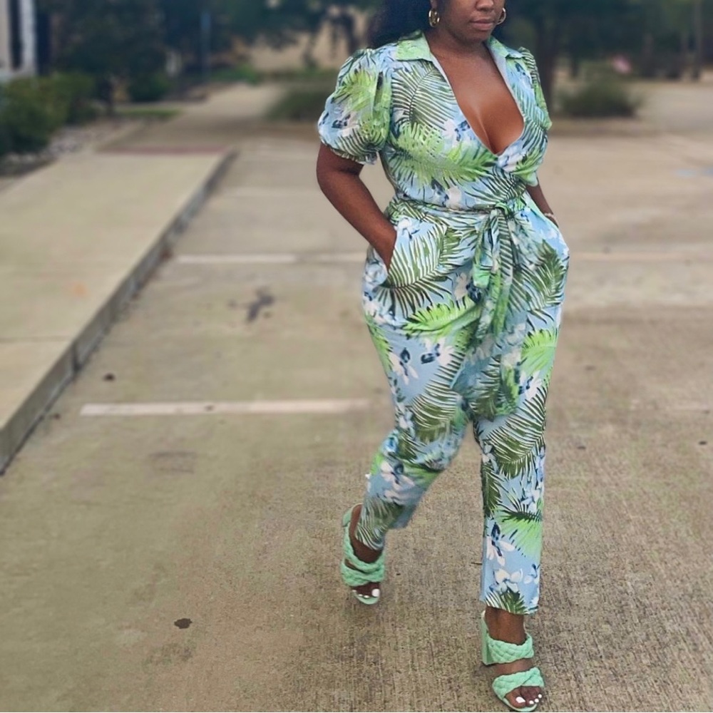 Resort Two- Piece Set - Picture 2 of 2